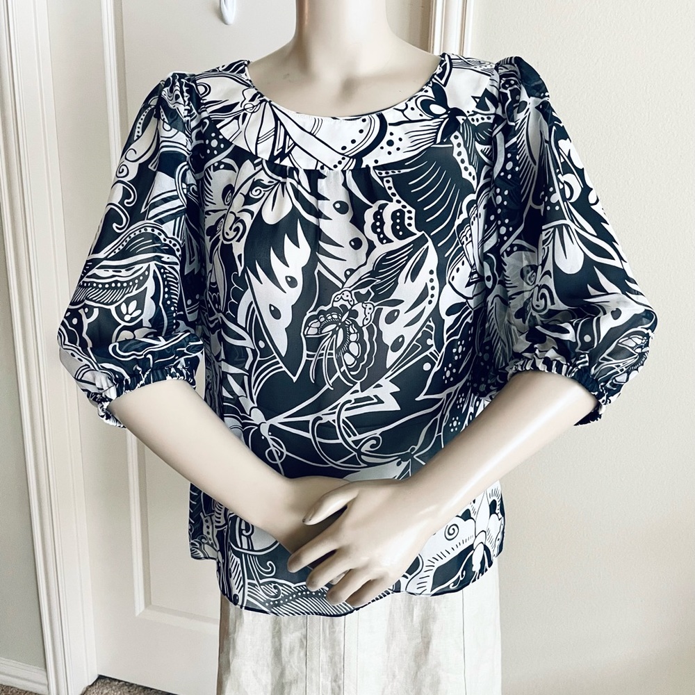 NWOT Banana Republic Chiffon Silk Blouse Top Size S